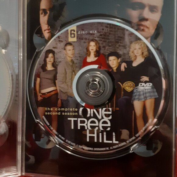 One Tree Hill – Season 2 – (DVD) - Picture 11 of 11